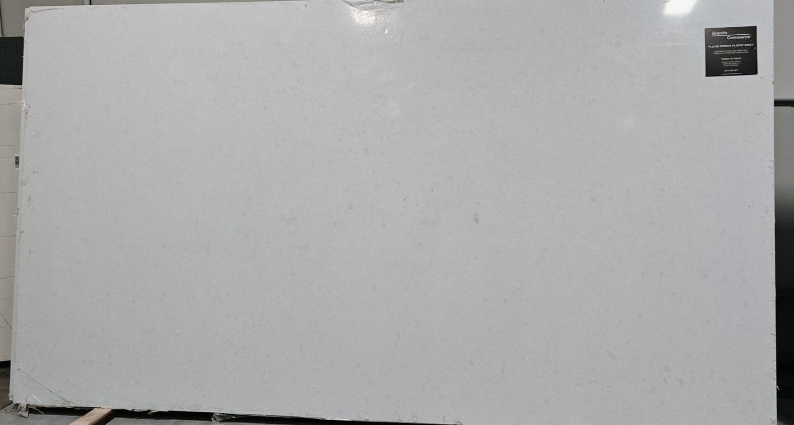 Cloudy White slab sample